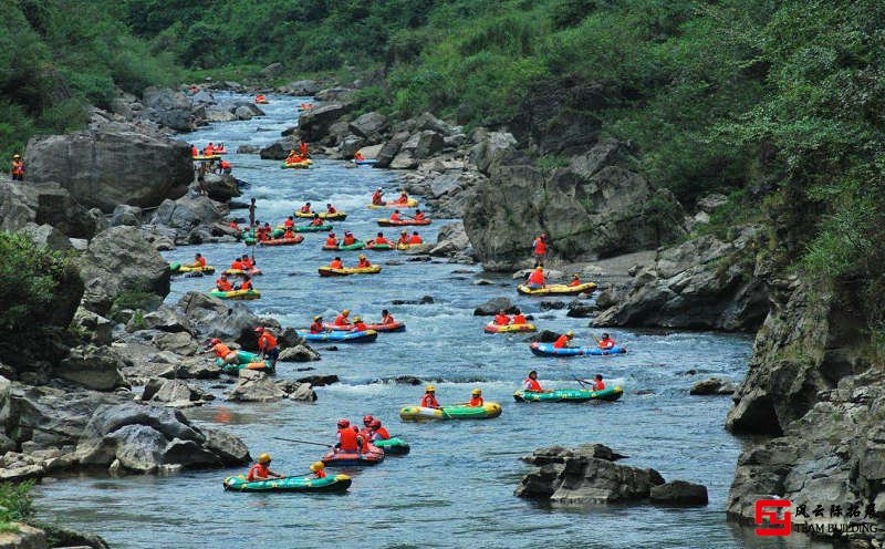 平頂山堯山大峽谷水上漂流團(tuán)建活動(dòng)