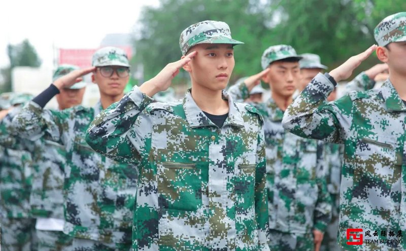 北京周邊軍事化團(tuán)建拓展活動